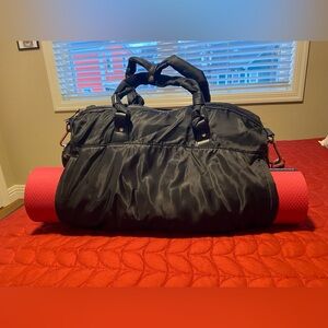Versatile All-in-One Gym & Travel Bag